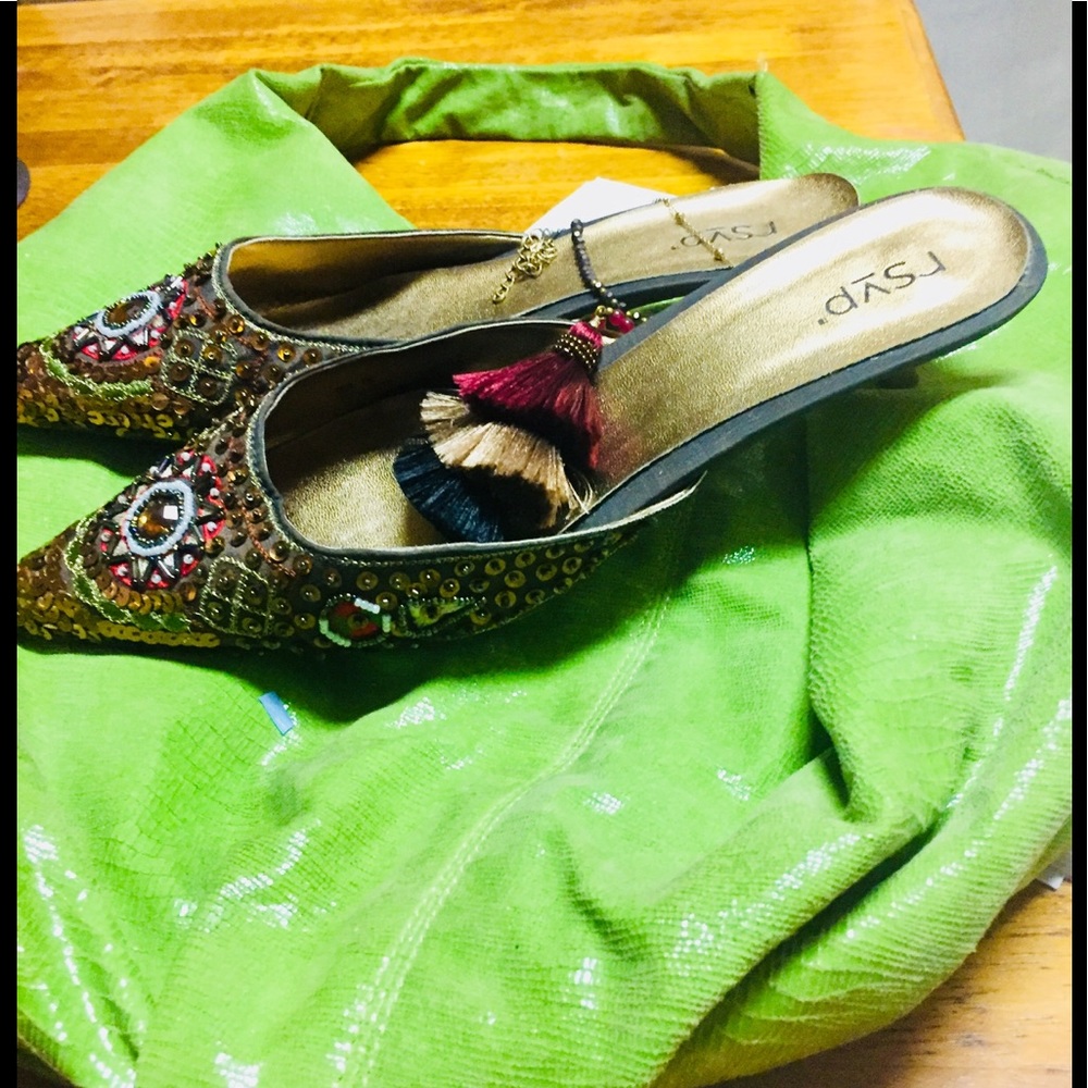 RSVP BOHO BRONZE SEQUIN BEADED KITTEN HEELS 9